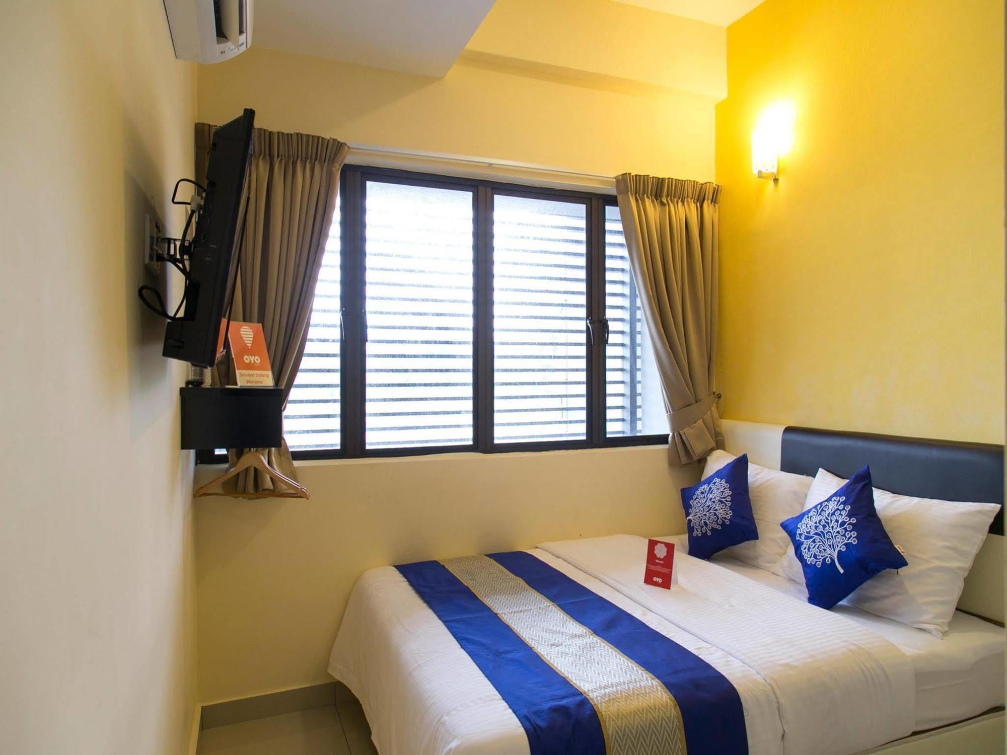 קואלה לומפור Oyo 220 Hotel Sri Maluri מראה חיצוני תמונה