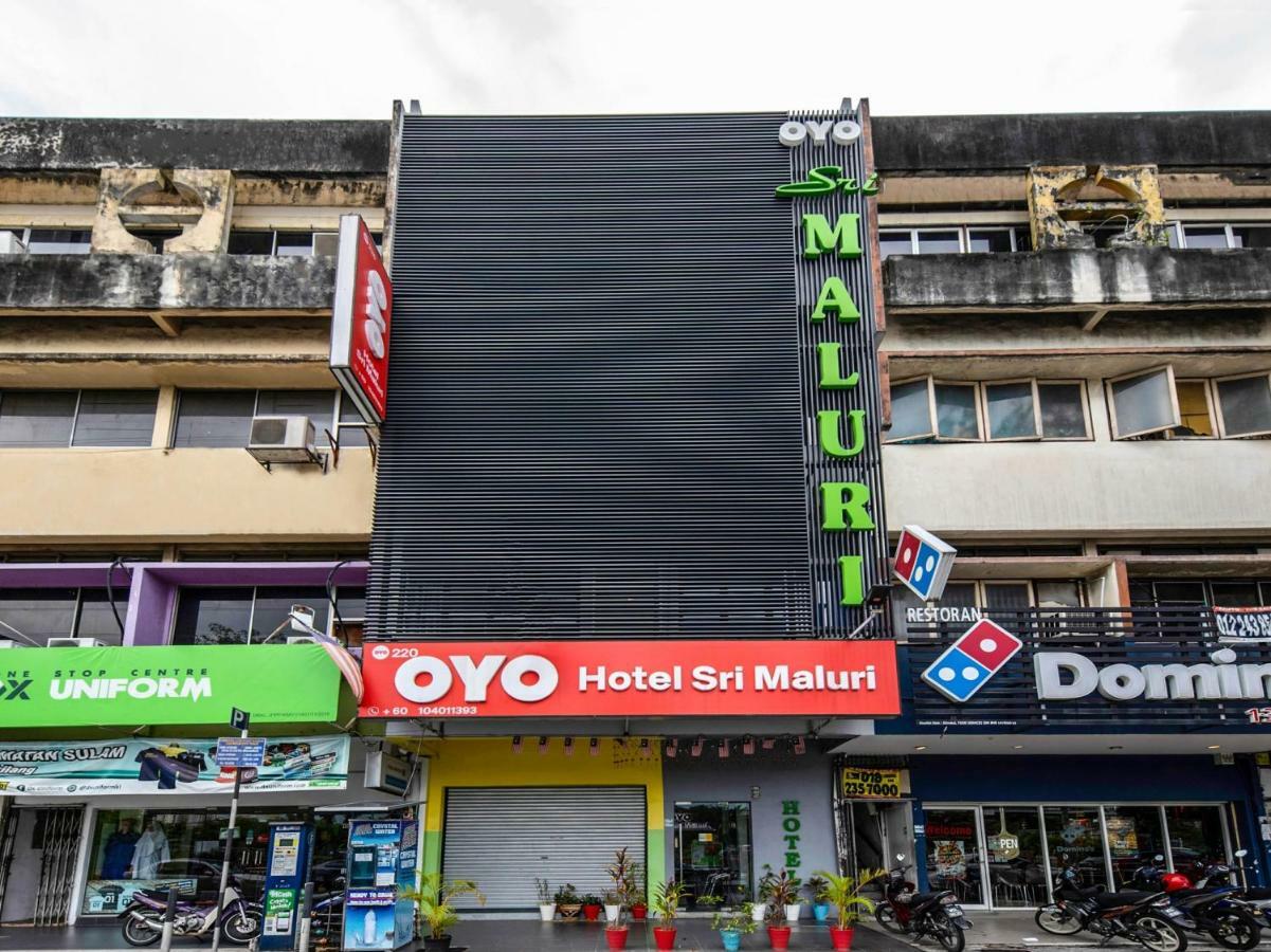 קואלה לומפור Oyo 220 Hotel Sri Maluri מראה חיצוני תמונה