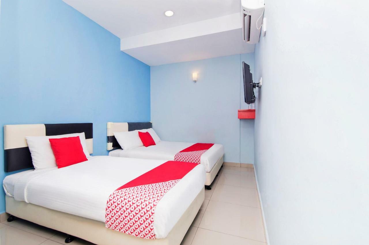 קואלה לומפור Oyo 220 Hotel Sri Maluri מראה חיצוני תמונה