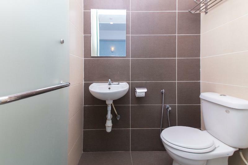 קואלה לומפור Oyo 220 Hotel Sri Maluri מראה חיצוני תמונה
